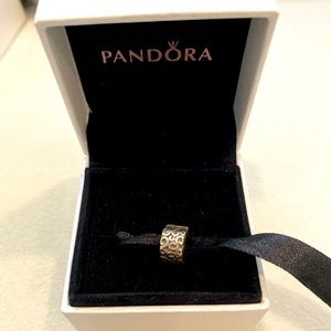 Pandora clip